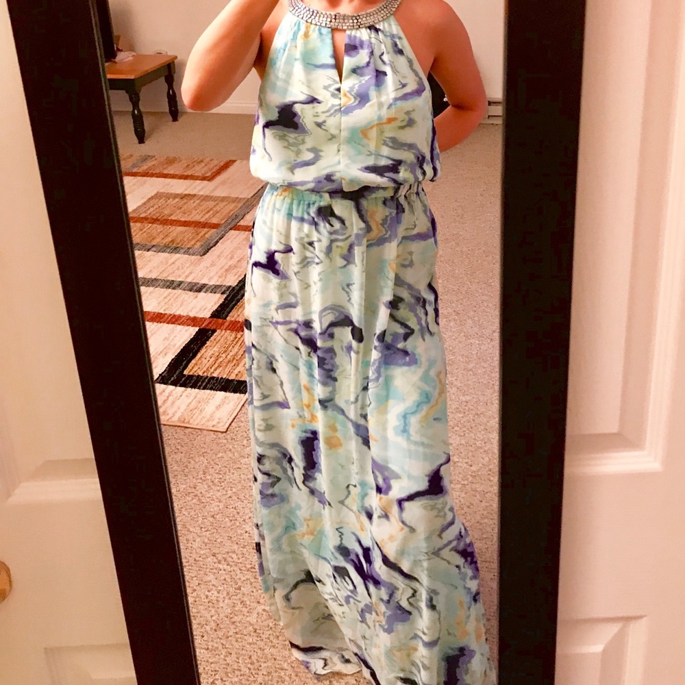 Vince Camuto blue print maxi dress